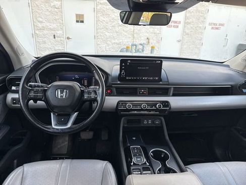 Used 2023 Honda Pilot Elite image 22
