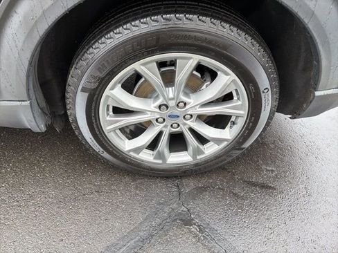 Used 2020 Ford Explorer XLT w/ Equipment Group 202A image 29