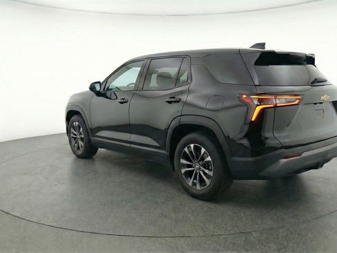 Used 2025 Chevrolet Equinox LT FWD image 6