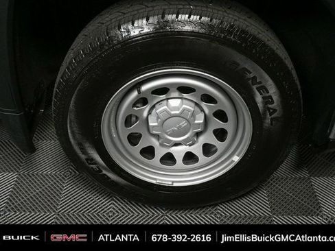 Used 2025 GMC Sierra 1500 Pro w/ Pro Value Package image 25