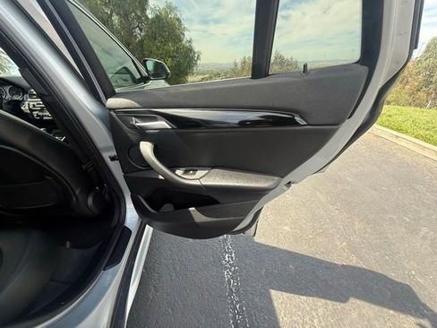 Used 2017 BMW X1 sDrive28i FWD image 14