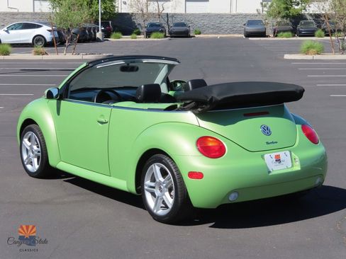 Used 2004 Volkswagen Beetle GLS FWD image 11