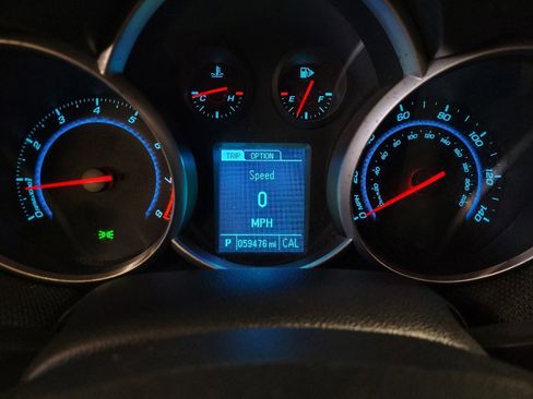 Used 2014 Chevrolet Cruze LT image 23