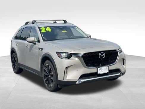 Used 2024 MAZDA CX-90 Plug-In Hybrid w/ Premium Plus AWD/4WD image 3