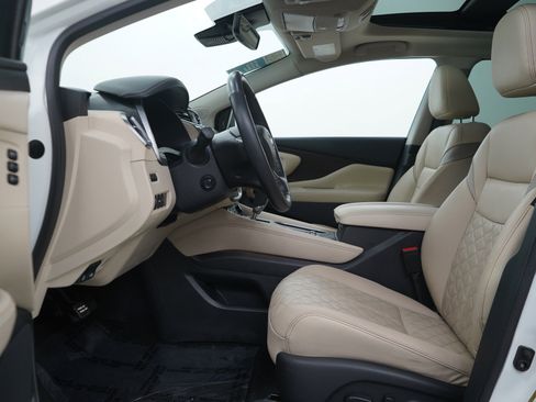 Used 2024 Nissan Murano Platinum AWD/4WD image 17