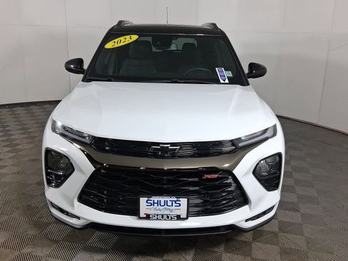 Used 2023 Chevrolet TrailBlazer RS w/ Sun and Liftgate Package image 4