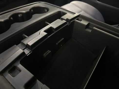 Used 2018 GMC Sierra 1500 SLE w/ SLE Preferred Package image 23