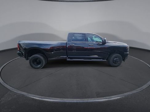 New 2026 RAM 3500 Tradesman AWD/4WD image 9