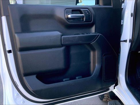 Used 2020 Chevrolet Silverado 1500 Custom w/ Custom Convenience Package image 23