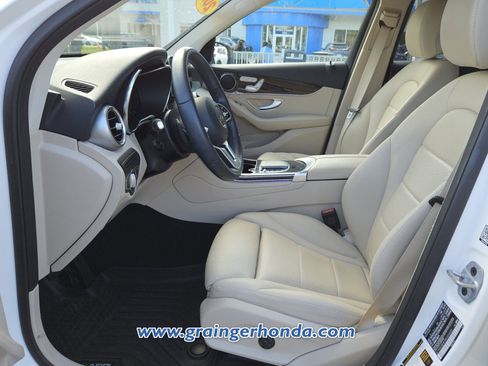 Used 2022 Mercedes-Benz GLC 300 image 10