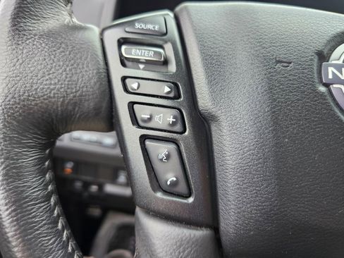 Used 2024 Nissan Frontier SV w/ SV Convenience Package image 23