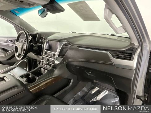 Used 2020 Chevrolet Suburban LT w/ Max Trailering Package RWD image 32
