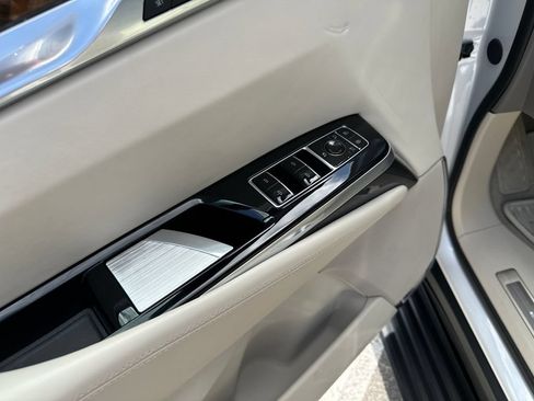 Certified 2025 Cadillac Escalade Sport Platinum w/ LPO, ONYX Package RWD image 19