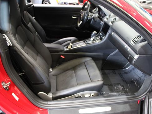 Used 2021 Porsche 718 Cayman S RWD image 18
