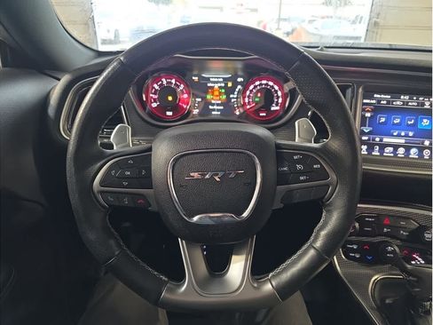 Used 2016 Dodge Challenger SRT Hellcat image 22