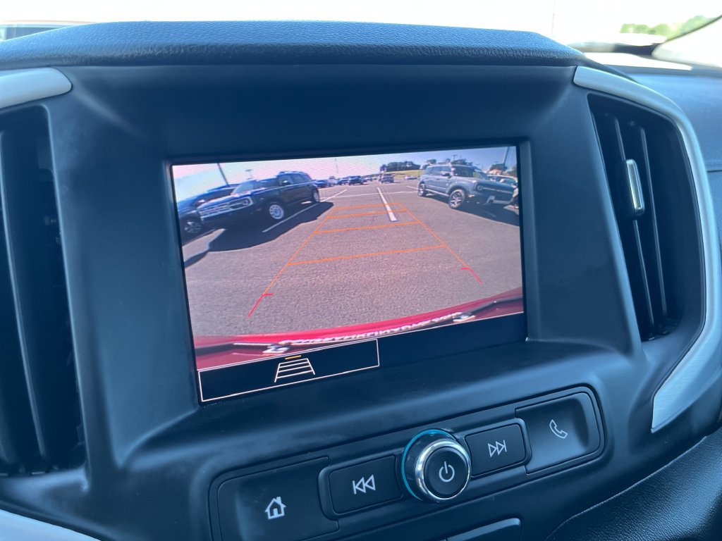 Used 2024 GMC Terrain SLE FWD image 18