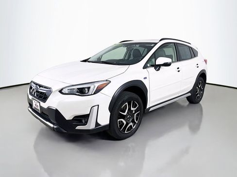 Used 2023 Subaru Crosstrek Hybrid w/ Moonroof Package w/Navigation AWD/4WD image 3