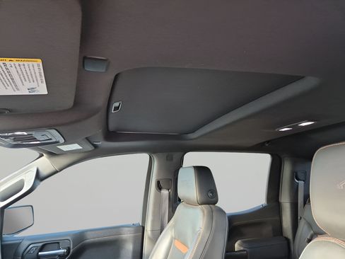 Used 2020 GMC Sierra 1500 AT4 w/ AT4 Premium Package AWD/4WD image 34