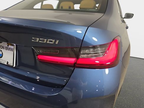 New 2026 BMW 330i xDrive Sedan w/ Premium Package AWD/4WD image 35