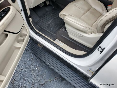 Used 2019 Lincoln Navigator Reserve AWD/4WD image 14