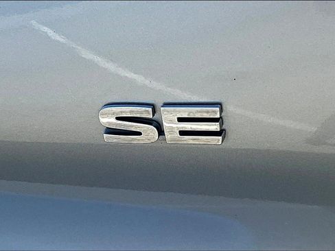 Used 2024 Mitsubishi Outlander SE AWD/4WD image 8