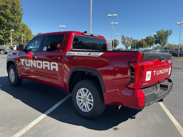 New 2026 Toyota Tundra SR5 w/ SR5 Convenience Package AWD/4WD image 9