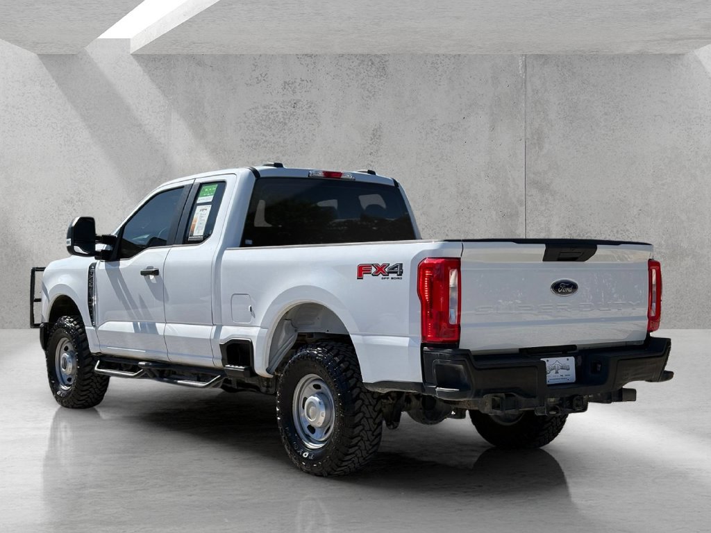 Used 2024 Ford F250 XL w/ FX4 Off-Road Package AWD/4WD image 7