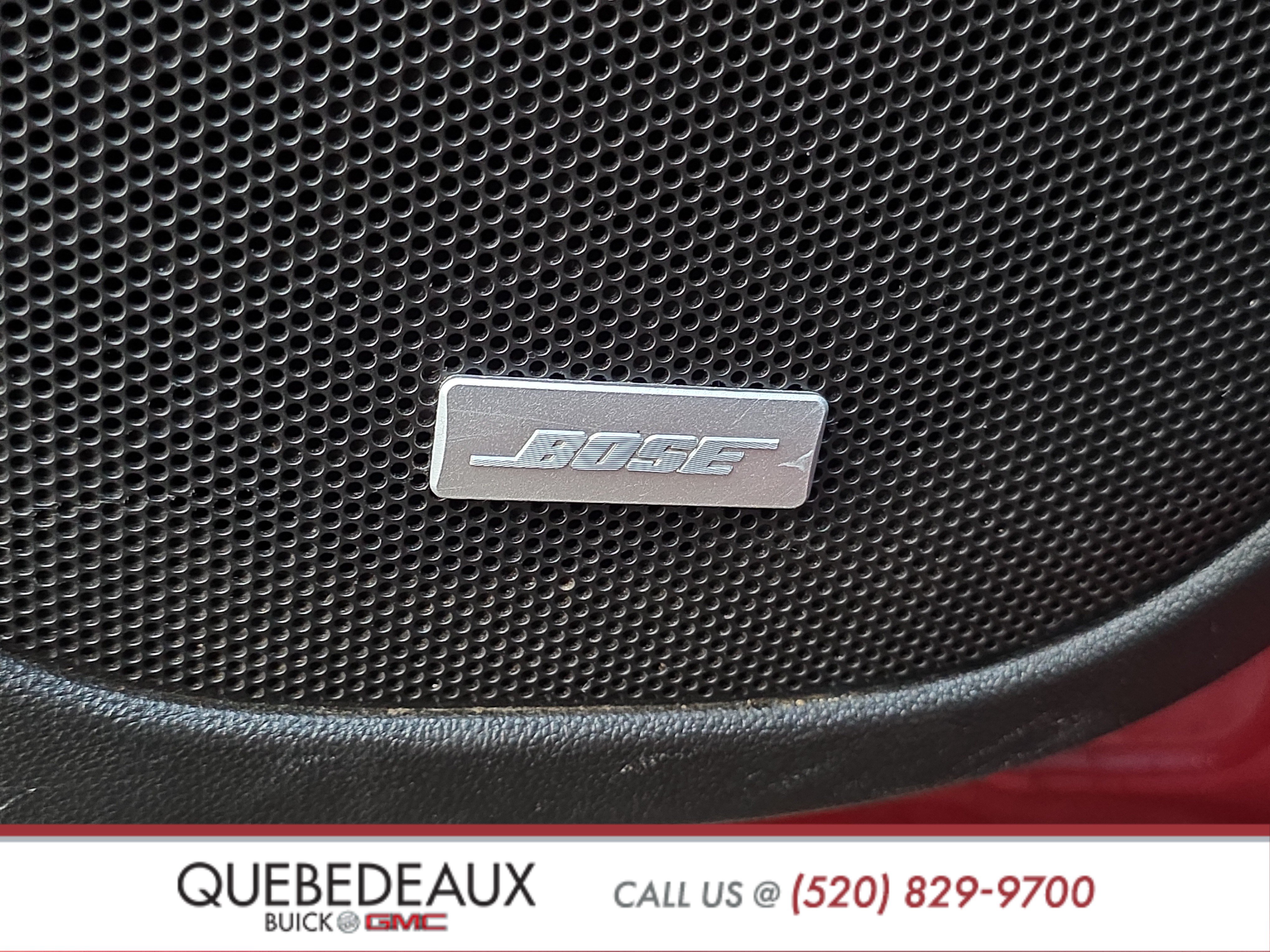 Used 2023 GMC Acadia SLT FWD image 10