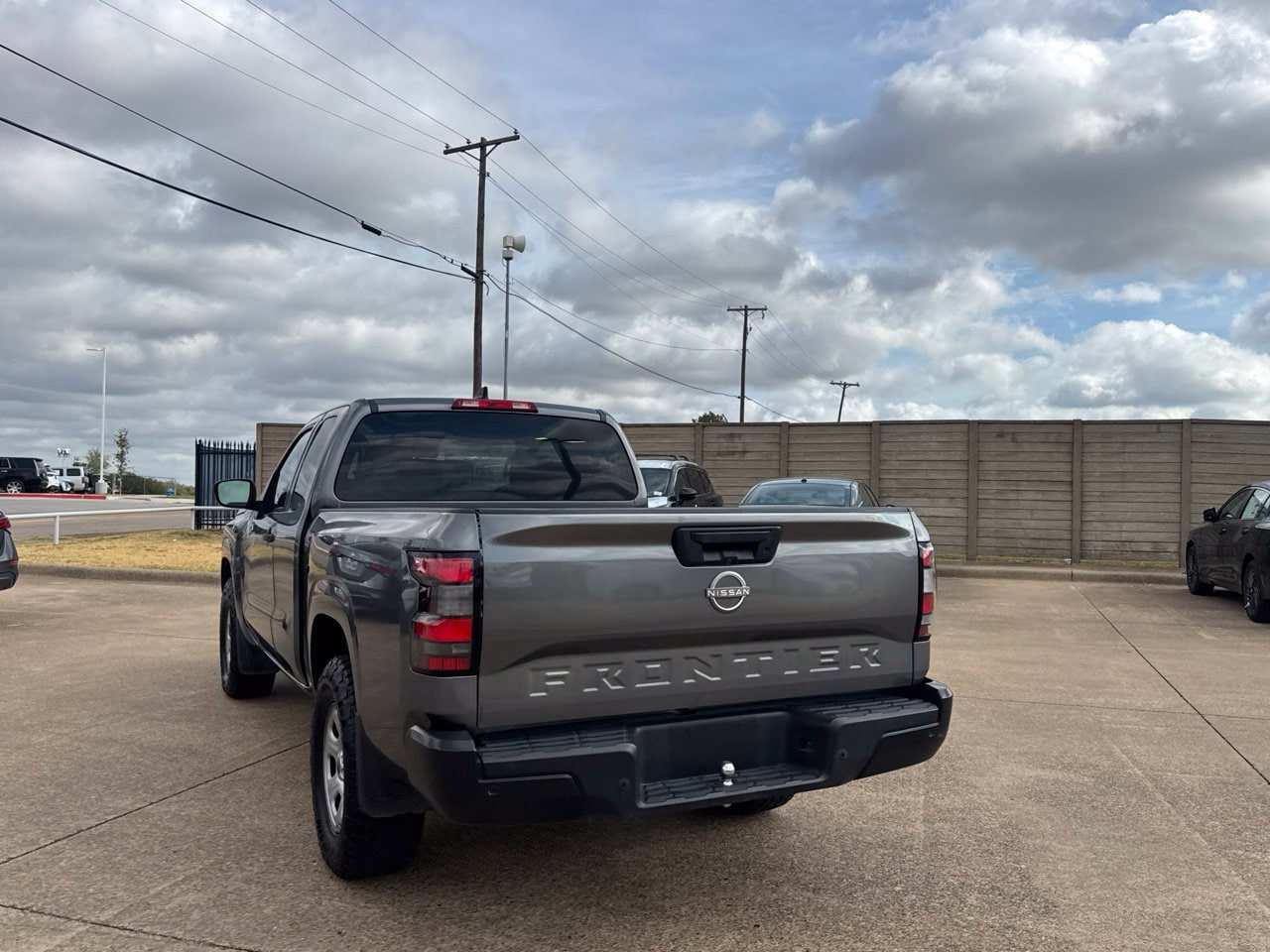 Used 2022 Nissan Frontier S w/ Technology Package AWD/4WD image 17