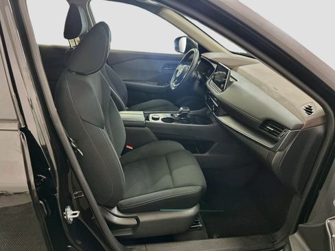Used 2023 Nissan Rogue S AWD/4WD image 31