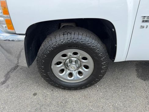 Used 2012 Chevrolet Silverado 1500 LT RWD image 19