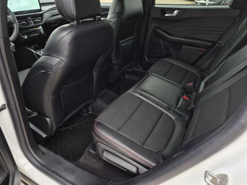 Used 2025 Ford Escape ST-Line w/ Tech Pack #1 image 12