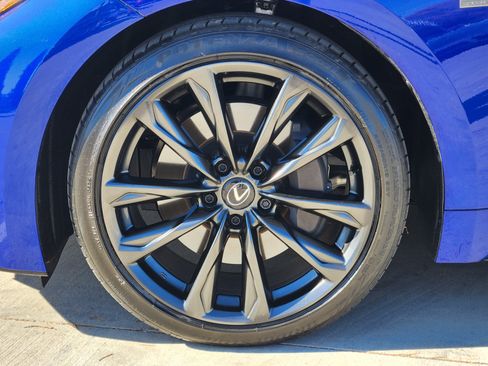 Certified 2025 Lexus IS 350 F Sport image 16