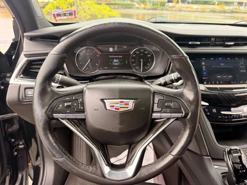 Used 2021 Cadillac XT6 Premium Luxury AWD/4WD image 12