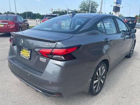 Used 2020 Nissan Versa SR FWD image 5