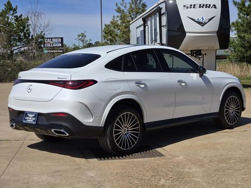 Used 2024 Mercedes-Benz GLC 300 4MATIC image 6