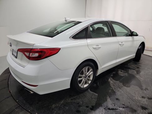 Used 2016 Hyundai Sonata SE image 9