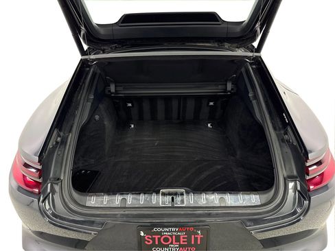 Used 2018 Porsche Panamera 4S image 11