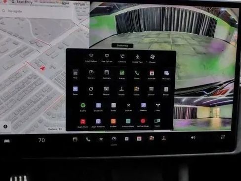 Used 2022 Tesla Model S image 34