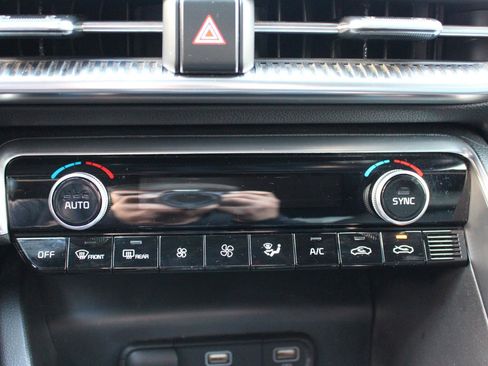 Certified 2023 Kia K5 GT image 23