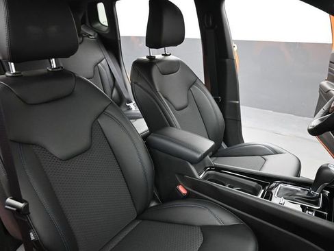 New 2026 Jeep Compass Latitude AWD/4WD image 26