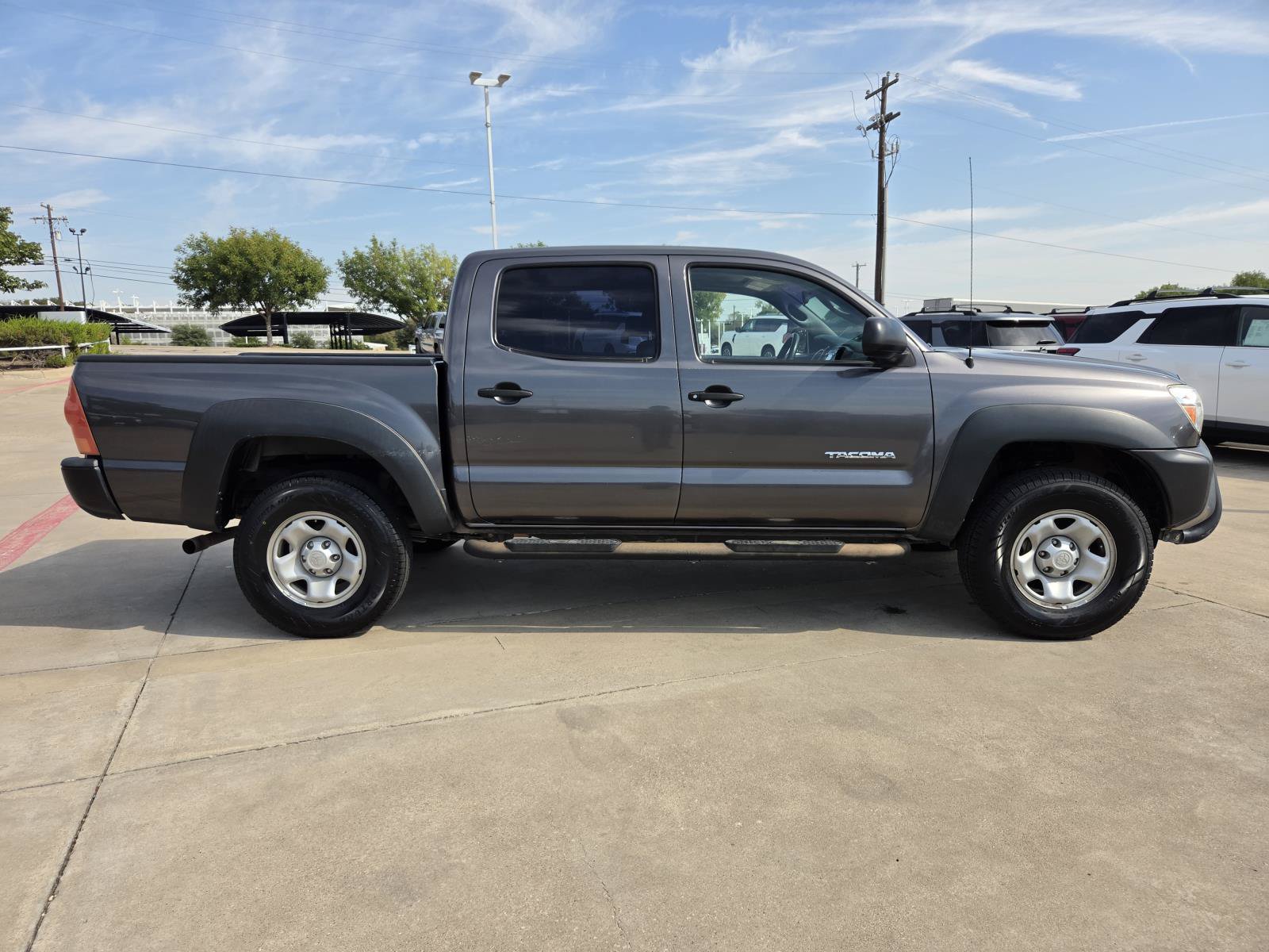Used 2015 Toyota Tacoma PreRunner RWD image 4