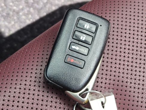 Used 2014 Lexus IS 350 RWD image 34