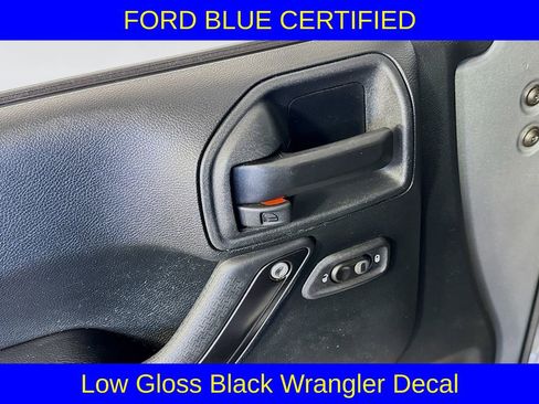 Used 2017 Jeep Wrangler Unlimited Rubicon image 29