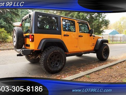 Used 2012 Jeep Wrangler Unlimited Sport AWD/4WD image 9
