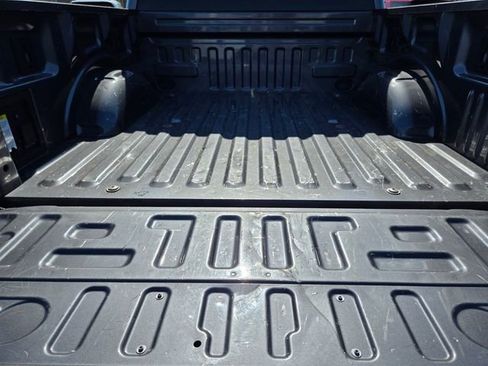 Used 2021 Ford F150 Lariat w/ Equipment Group 502A High AWD/4WD image 15