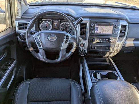 Used 2017 Nissan Titan PRO-4X image 16