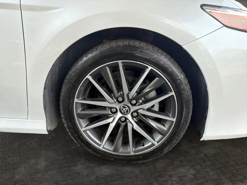 Used 2021 Toyota Camry XLE AWD/4WD image 37