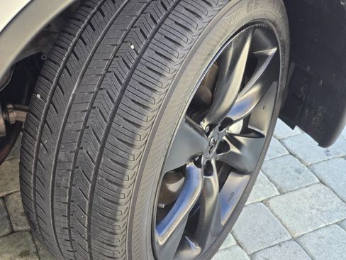 Used 2011 INFINITI FX50 AWD w/ Sport Pkg image 47