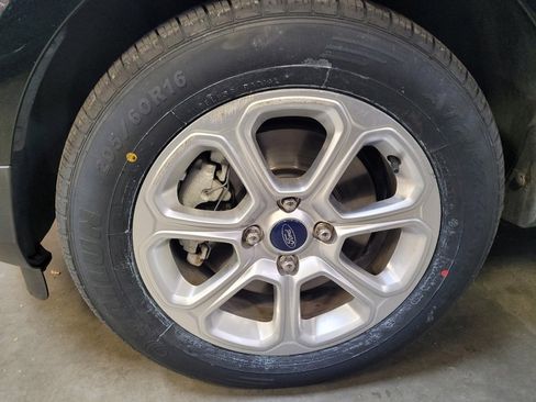 Used 2019 Ford EcoSport SE w/ SE Convenience Package image 31